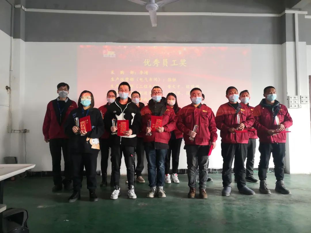 拓路前行 贏戰(zhàn)兔年！蘇州冠科工業(yè)設(shè)備有限公司舉辦2023年年會慶典